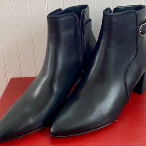 Cole Haan Women's Black Leather Boots with Buckle and Zipper. Size 9. Box, Tag